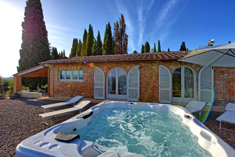 Casa Andrea by PosarelliVillas - B&B Siena