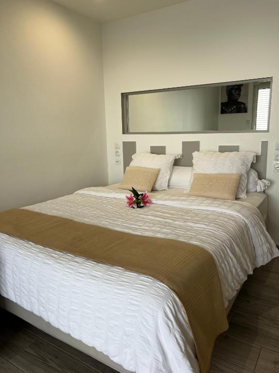 Lady laying - B&B Le Diamant