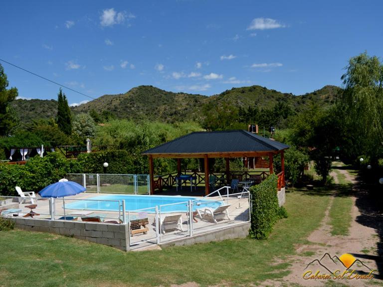Cabañas Sol Dorado - B&B Potrero de los Funes