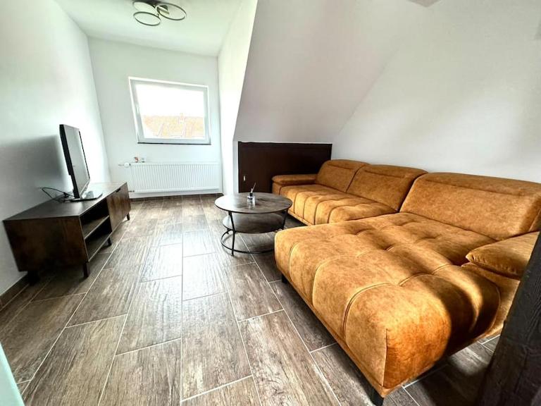Schicke Wohnung Nähe Hannover TOP Anbindung WiFi - B&B Lehrte