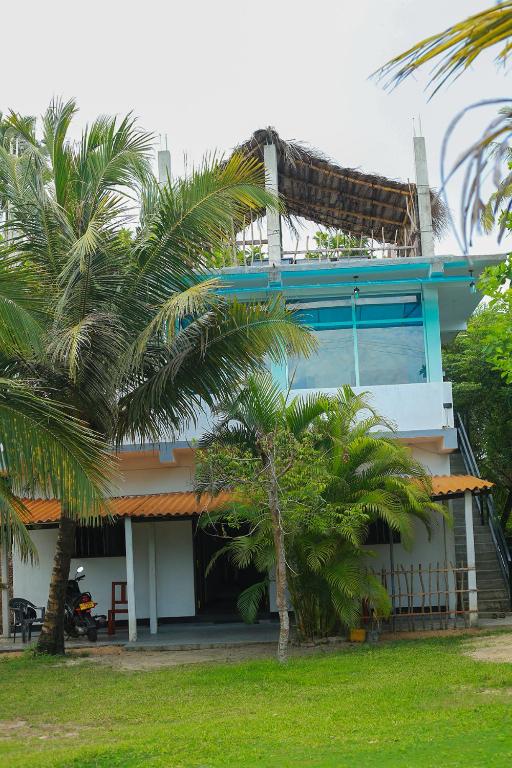 Laguna Surfing Stay - B&B Midigama