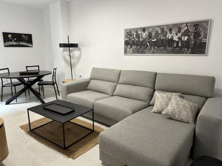 Feria Home - B&B Albacete