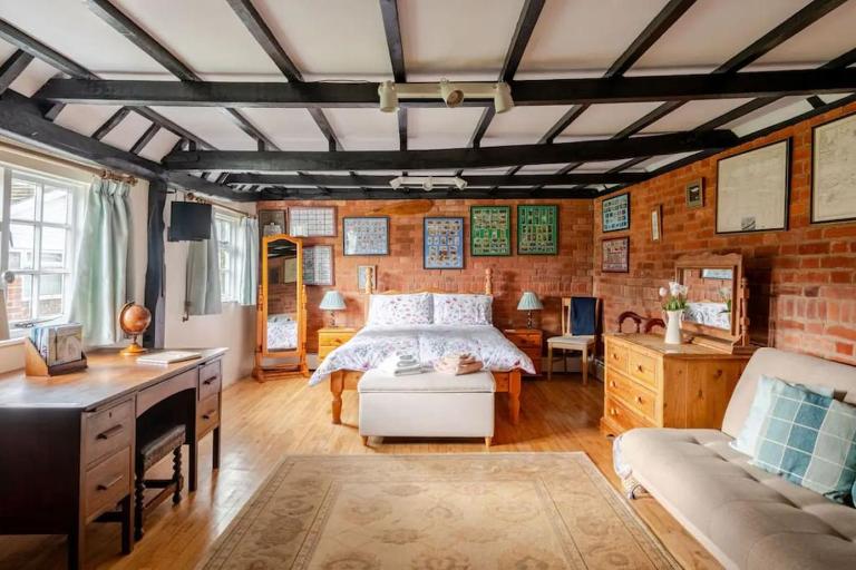 Countryside Cottage with Log Burner | Walk to Village Pub - B&B Great Tey