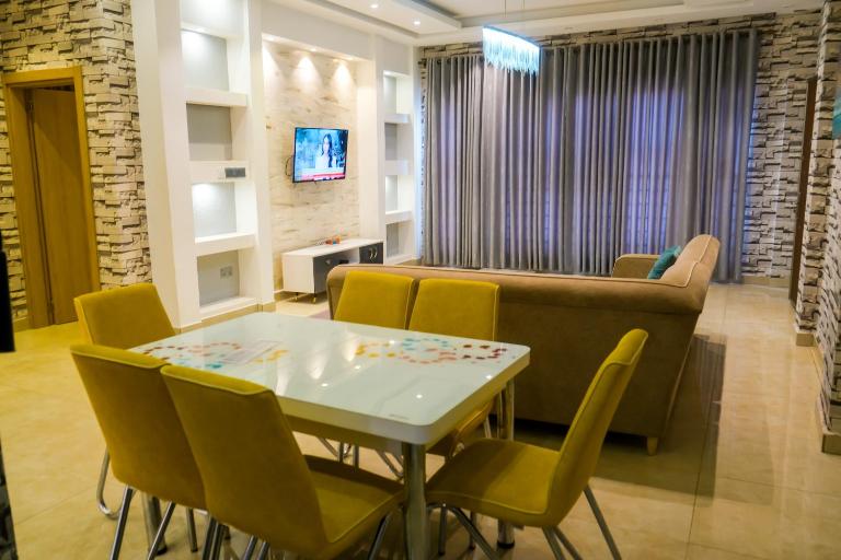 Steaman Heights Apartments - Bed and Breakfast Kumasi