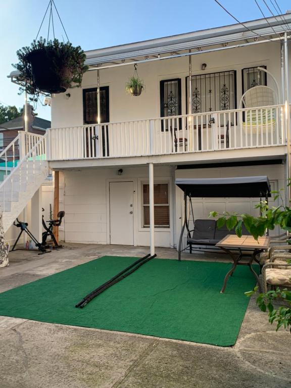 2265 Bruckner Blvd Apartments - Bed and Breakfast The Bronx