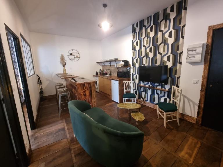 Prestigieuse Résidence ST MARIE - Appt 2 Chambres - N 20 - B&B Bellac