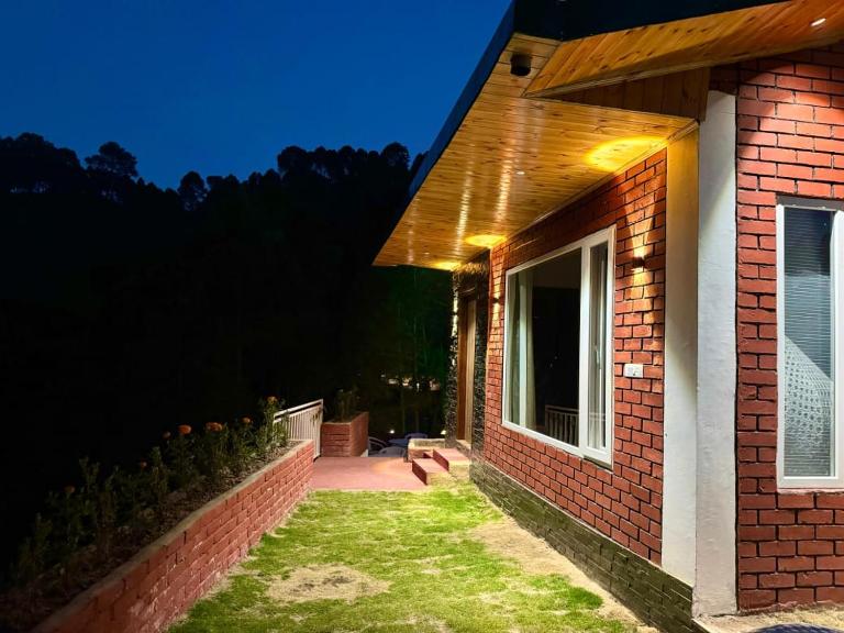 Kasauli Pine Hill Cottages I Kasauli - B&B Kasauli