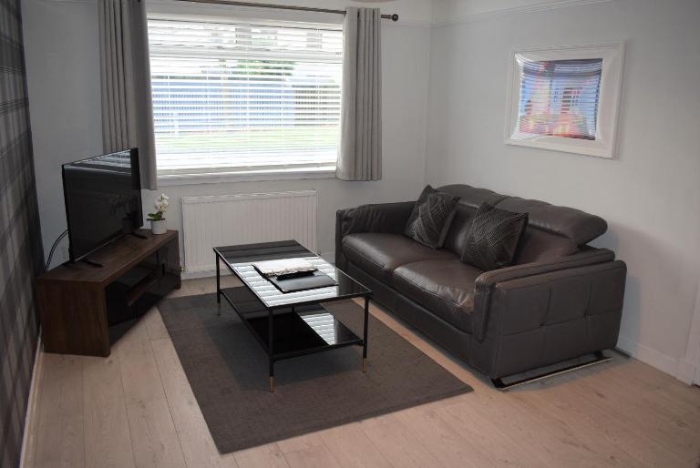 3 Bedroom-Kelpies Serviced Apartments Burns - Ferienwohnung Falkirk