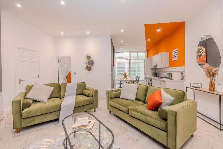 Stylish 3-Bedroom Flat Near Brighton Beach and Iconic Lanes - B&B Brighton