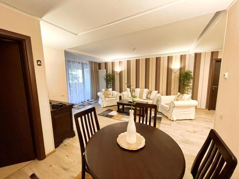 Alpin ApartHotel 2302 - B&B Poiana Brasov