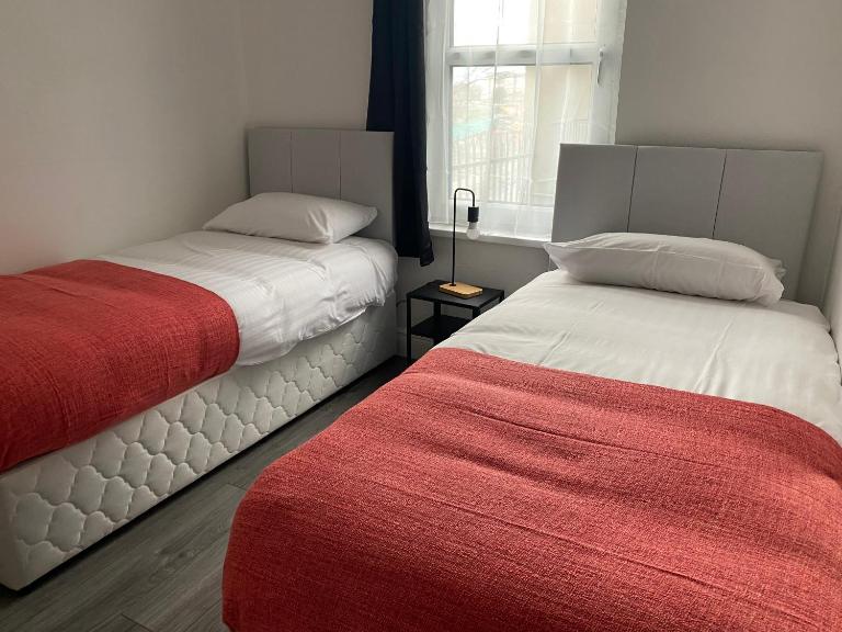 Twin Room - Botanic, Belfast - B&B Belfast