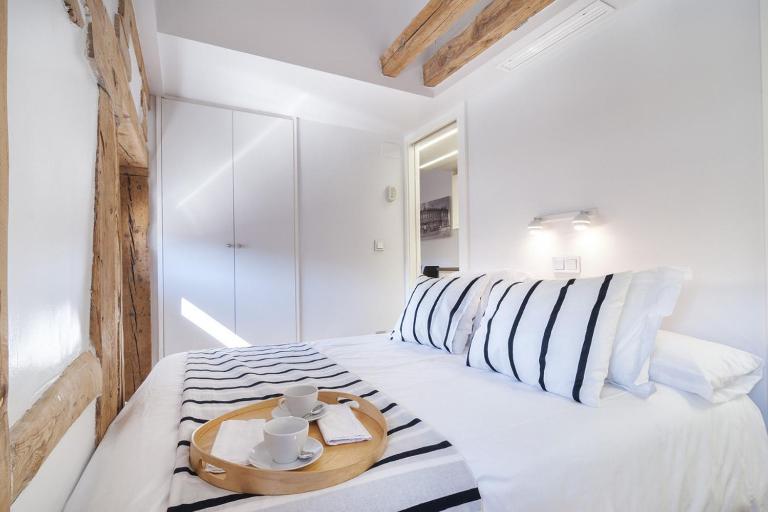 Central apartment W 2Beds and 1baths-Plaza Mayor - Bed and Breakfast Madrid