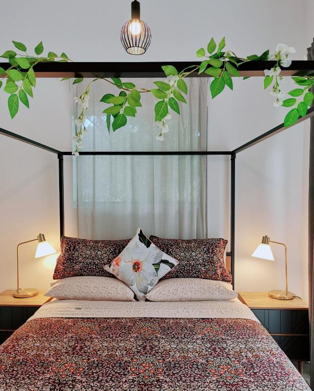 Oohlala - High ceiling Peaceful Relaxing Bushland view - Chambres d'hôtes Tamborine Mountain