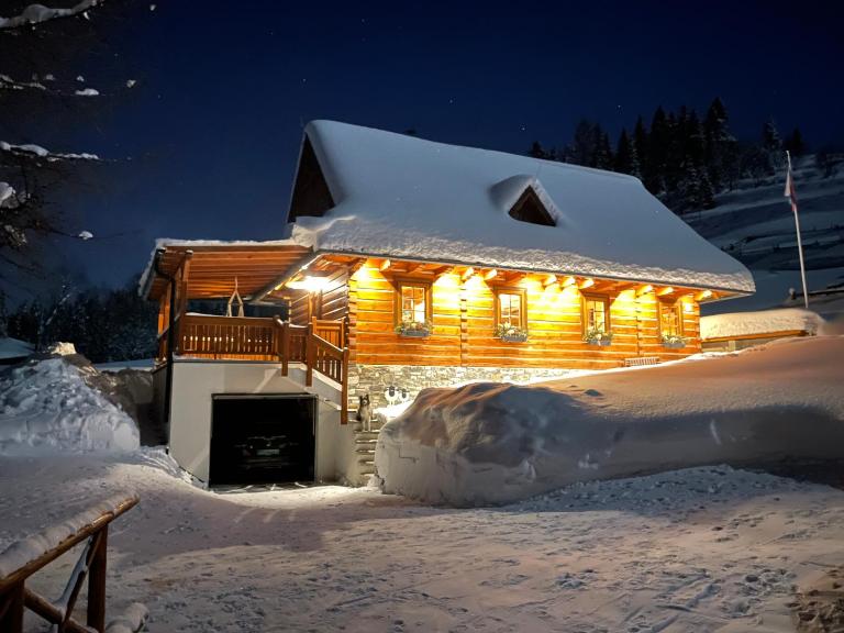 Luxury Chalet Katarinka, Belianske Tatry - Bed and Breakfast Osturňa