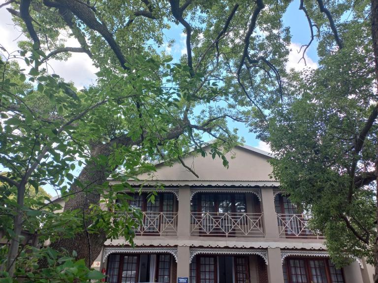 J'Cups Guest House - Ferienwohnung Centurion