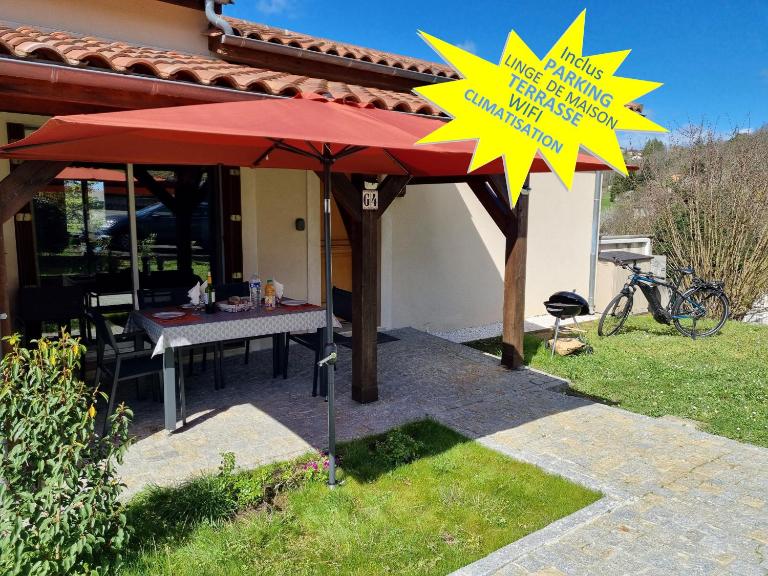 Les Hauts de Sarlat - Clim Piscine Parking WiFi 2 Chambres - B&B Sarlat-la-Canéda