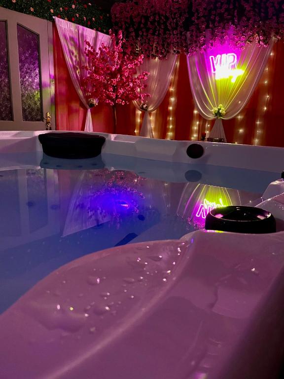 Cleomack View, Annexe apartment with Hot Tub - Bed and Breakfast Hilltown