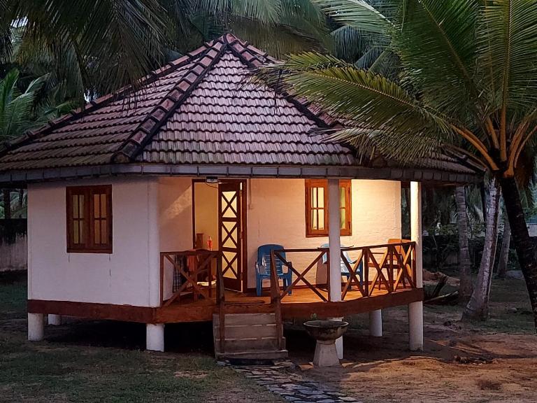 Coconut Grove Beach Cabanas - B&B Hungama