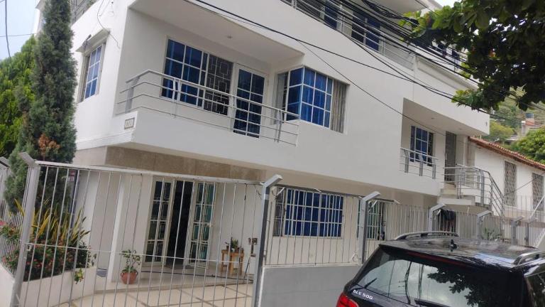 Apartamentos Pinos del Rodadero - B&B Santa Marta