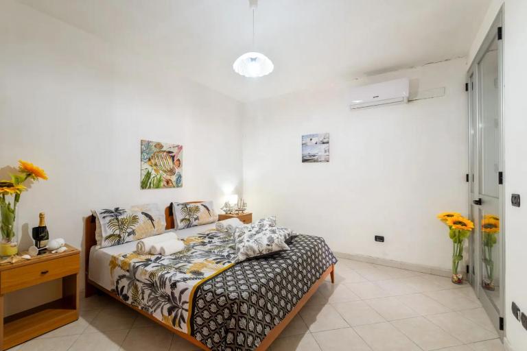 Private villa with wi-fi, parking and air conditioning - Chambres d'hôtes San Foca