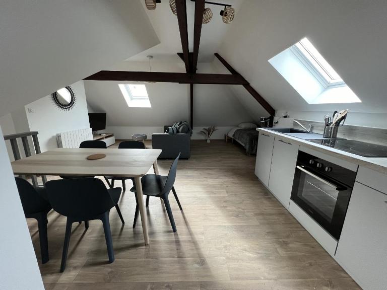 Sous les Toits - Appart Familial 5p, Centre-ville - B&B Boulogne-sur-Mer
