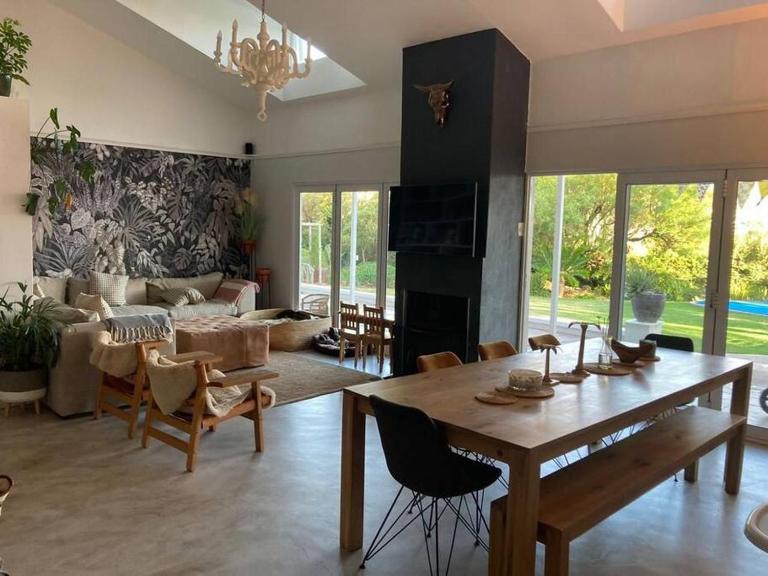 Nature Estate Family Holiday Home with Pool and Sea view - B&B Cape Town
