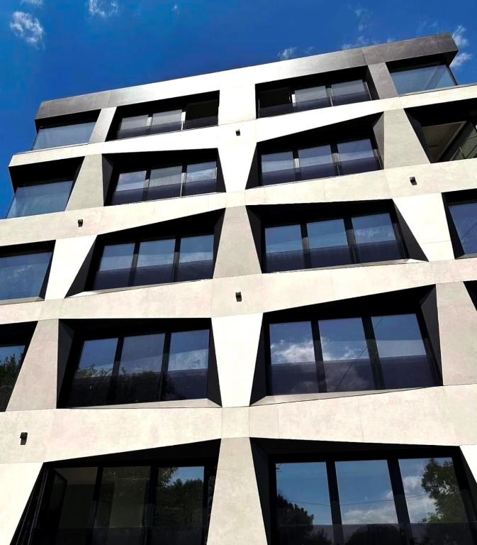 Luxury living by Dazzie - B&B Skopje