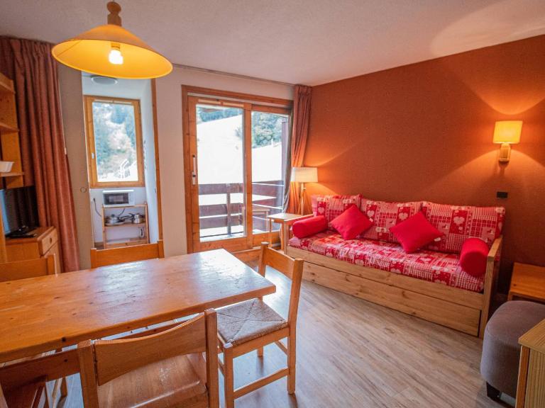 Charmant appartement 3 chambres avec balcon, proches des pistes et de l'ESF, animaux acceptés - FR-1-356-316 - B&B Valmorel
