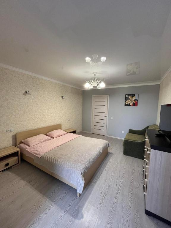 Однокімнатна квартира на вулиці Набережна 4а - Bed and Breakfast Loetsk
