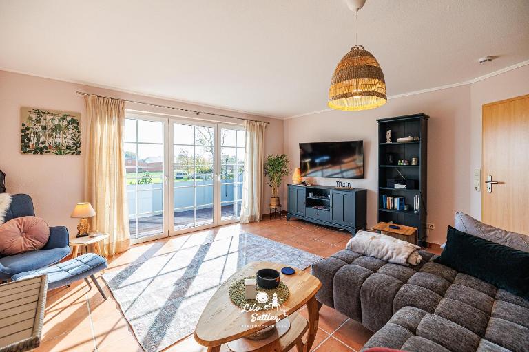 Ferienwohnung Mia, 1 OG - Ferienwohnung Westerdeichstrich