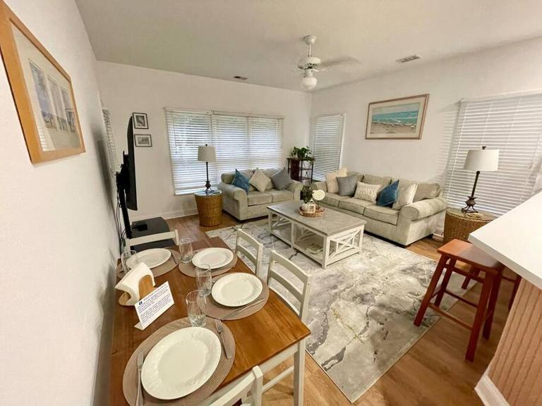 Amazing Renovated Condo at Sea Trail Resort - B&B Sunset Beach