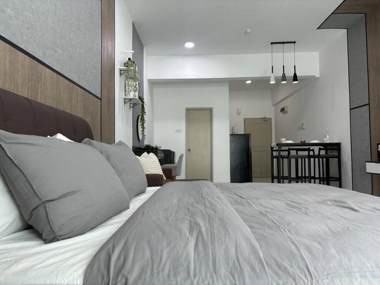 Mount Austin #Akademik Suite Premium Style 1-2Pax - B&B Johor Bahru