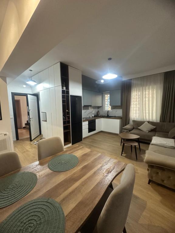 City Center Apartment - Ferienwohnung Tirana