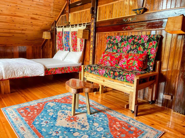 The cosy nest of happiness! - B&B Laos