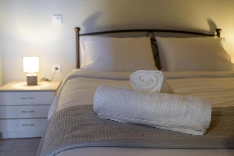 Dimitris Apartment near Athens Airport - B&B Ágios Spyrídonas