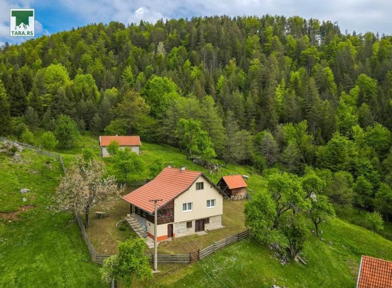 Kuća za odmor Karaklić - Bed and Breakfast Donje Karaklije