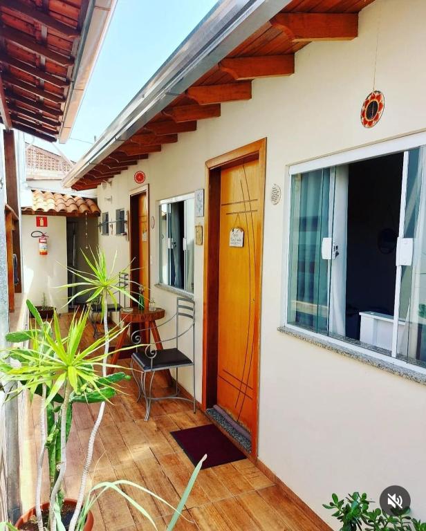 Suítes da Rô - hospedaria familiar diária e temporada - B&B Varginha