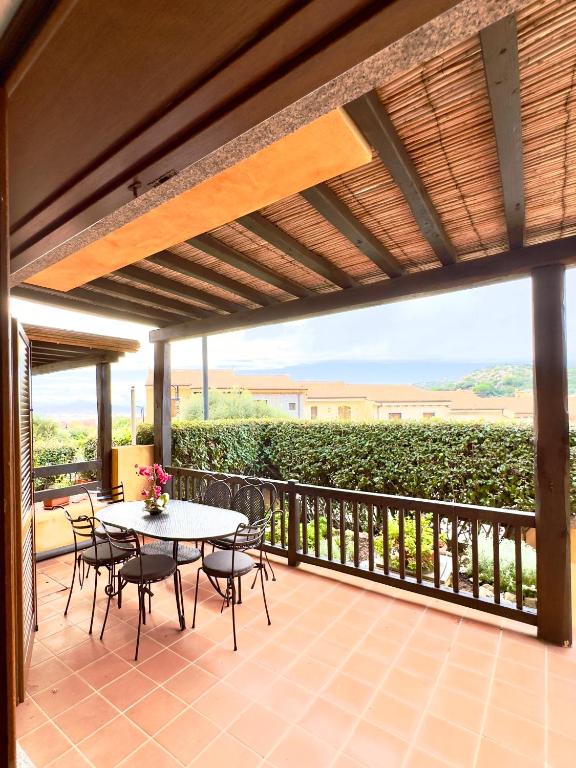 Freedhome Seaview Apartment - Chambres d'hôtes La Maddalena