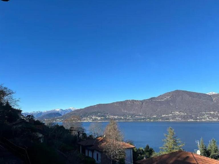 Residenza vista lago mozzafiato - Chambres d'hôtes Castello