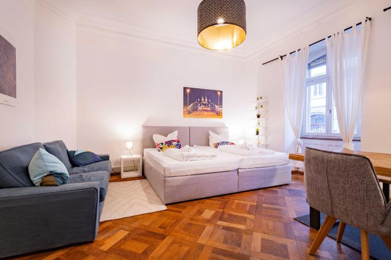StayInn "Heart of the City" Suite - Bed and Breakfast Freiburg im Breisgau