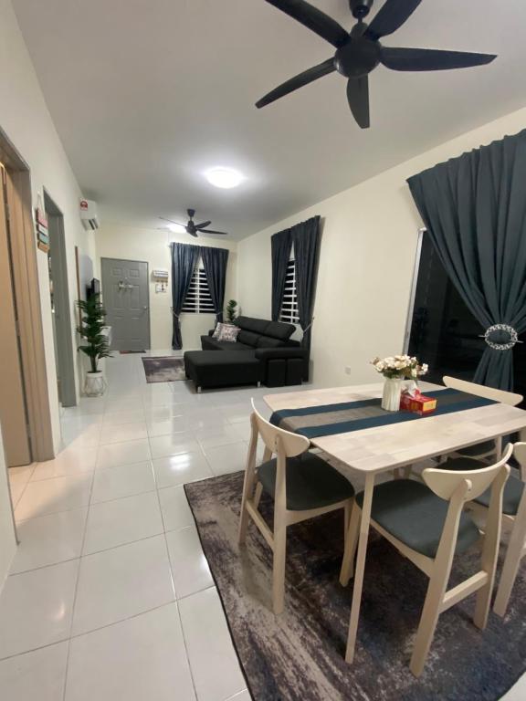 Homestay RumahKita di Seri Iskandar - B&B Seri Iskandar