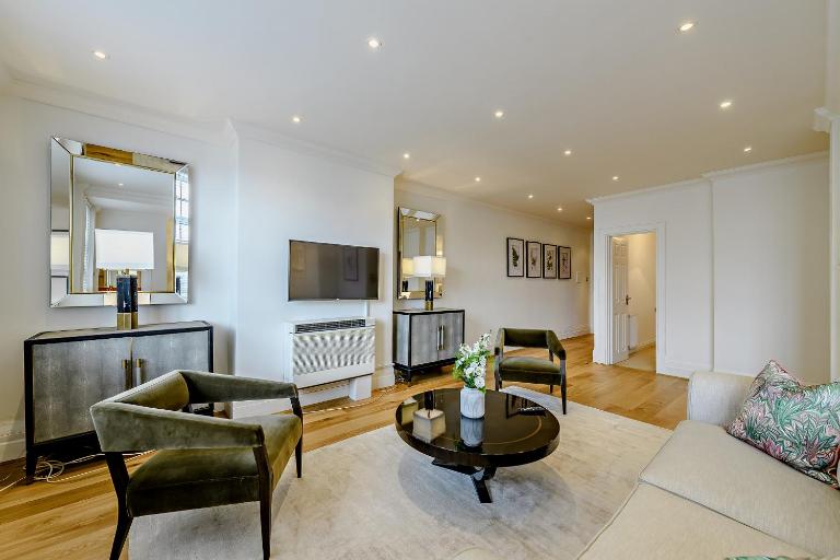 Strathmore Court Apartments - B&B London