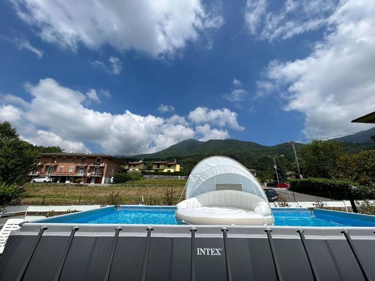 Kurt e famiglia - Bed and Breakfast Casalzuigno