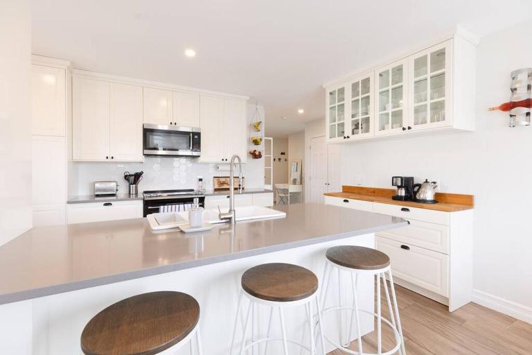 Your Halifornian Home Trendy 3 Bedroom Flat - B&B Halifax