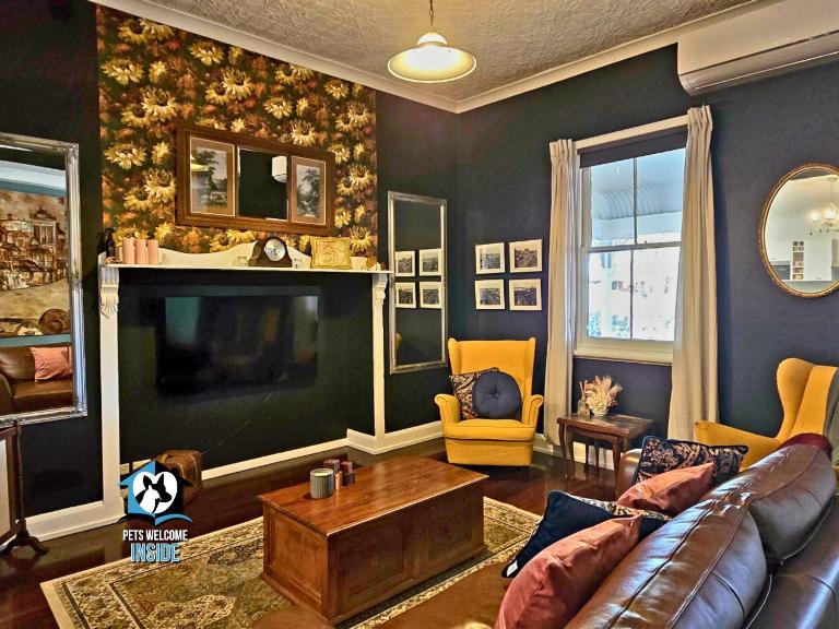 3 BR Little Addis Cottage in Historic Kalgoorlie - Chambres d'hôtes Kalgoorlie