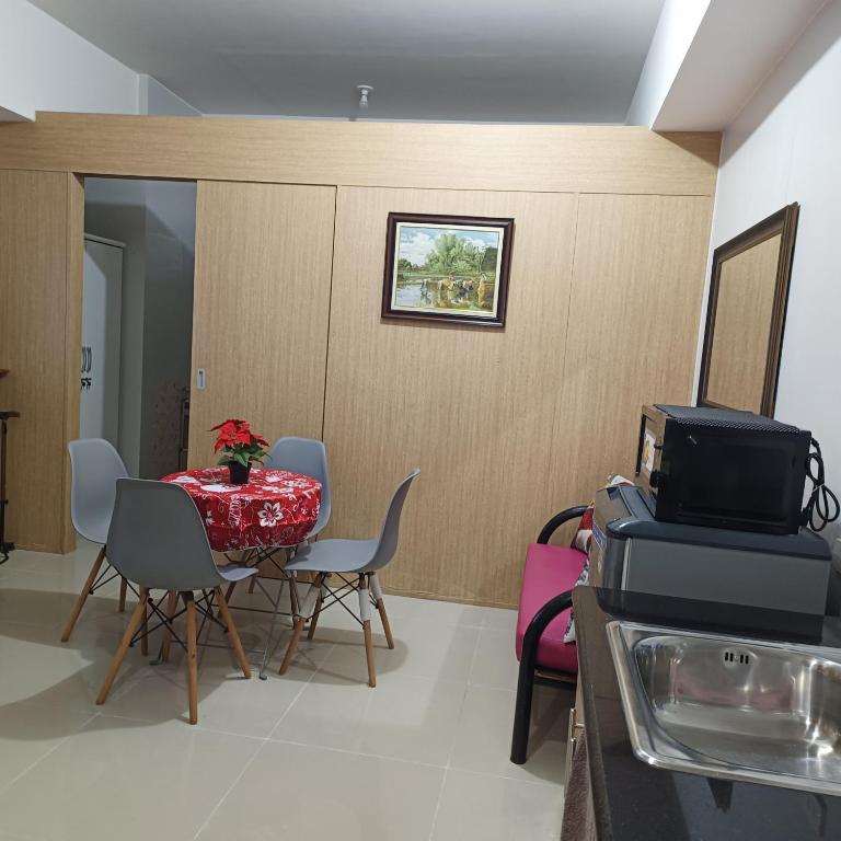 SMDC 1 BR Fern at Grass Residence Tower 5 North Ave QC - Ferienwohnung Manila