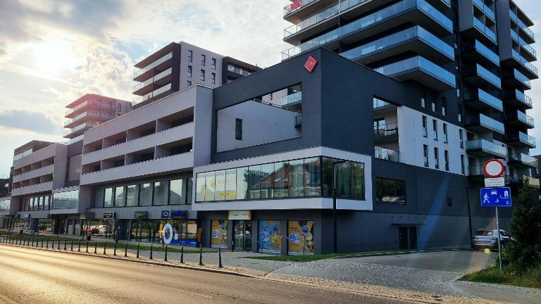 Q Apart Gold- 3 pokojowy klimatyzowany apartament przy Manufakturze z garażem Gratis, FV - B&B Lodz