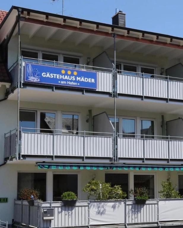 Gästehaus Mäder am Hafen - B&B Uhldingen-Mühlhofen
