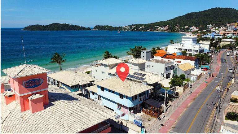 1018 Apartamento na quadra do mar um dormitório - B&B Bombinhas