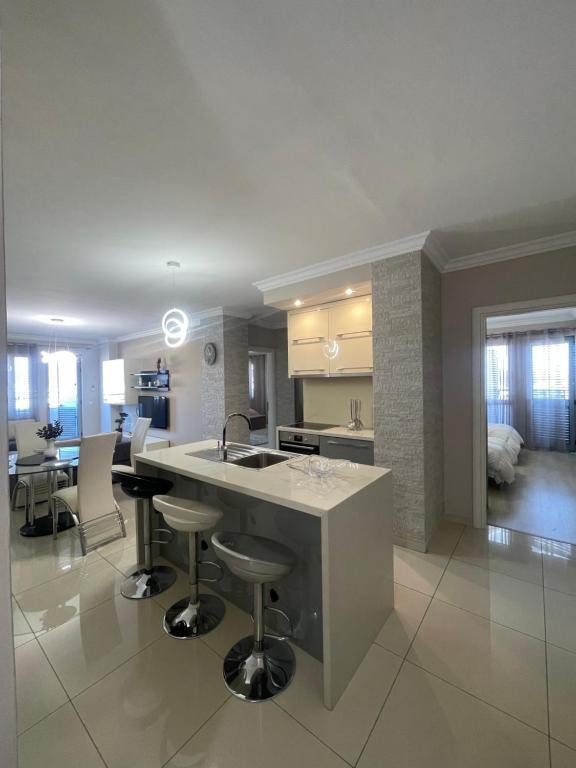 Shkodra Best Place Apartment - B&B Shkoder